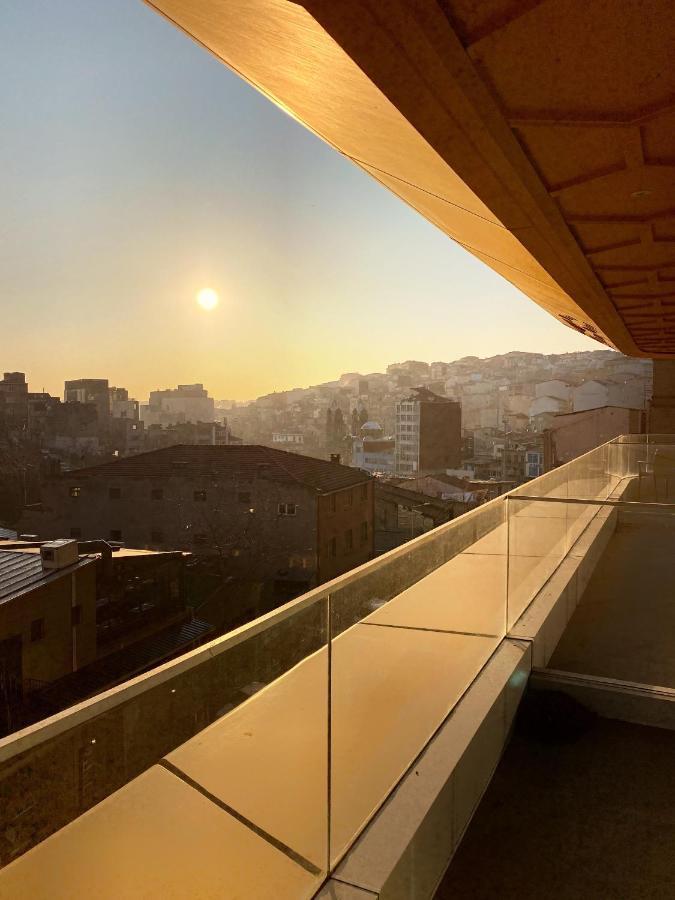 The Y Istanbul Suites Buitenkant foto